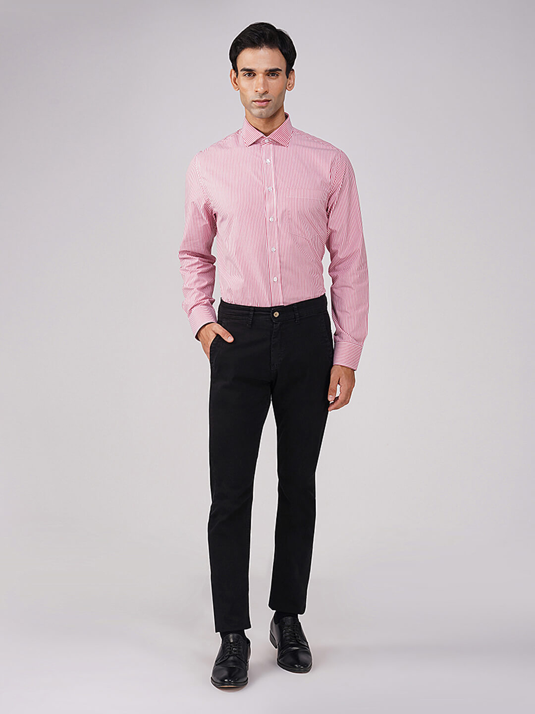 OthersStripes, 2.75 Inch English Spread Semi, Single cuff, 2 horizontal buttons bevelled front